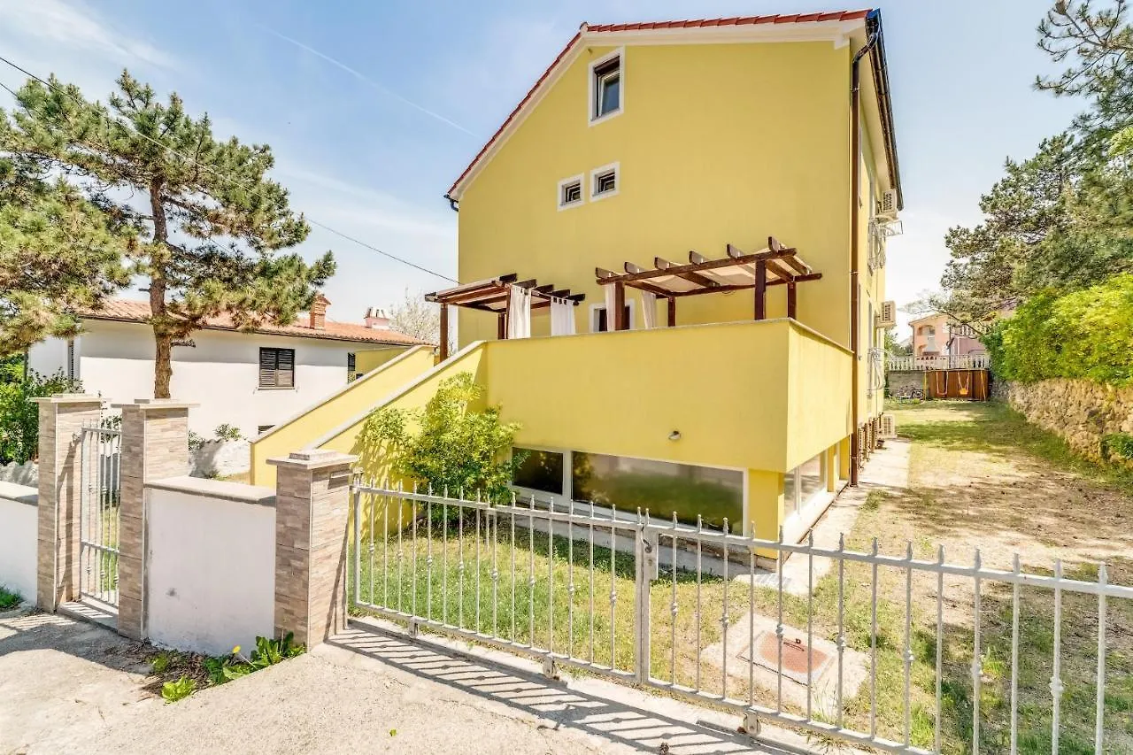 Apartments With A Parking Space Baska, Krk - 22048 Croatia
