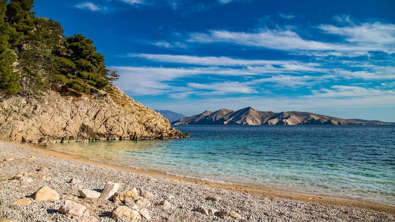 Apartments With A Parking Space Baska, Krk - 22048  Baska (Krk)